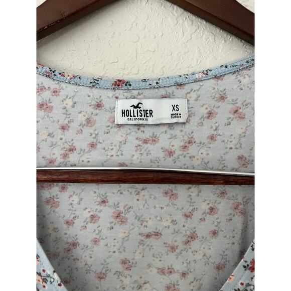 Hollister Floral Dress- wrap dress extra small size - Picture 3 of 6